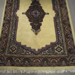 681 2329 ORIENTAL RUG